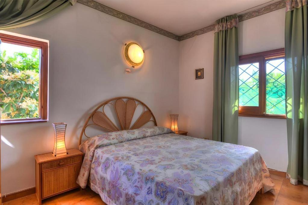 Villa Alfonsa, Fontane Bianche, Siracusa, Private Pool, 10Min From The Beach Екстер'єр фото
