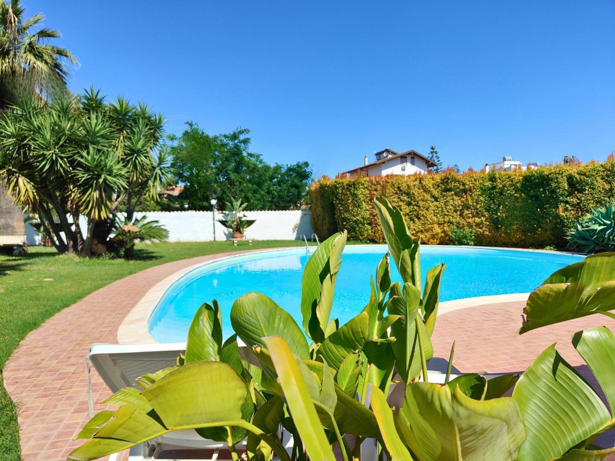 Villa Alfonsa, Fontane Bianche, Siracusa, Private Pool, 10Min From The Beach Екстер'єр фото
